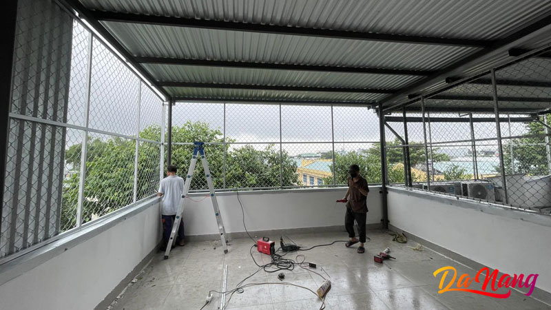 Cong-ty-tnhh-nhom-kinh-va-co-khi-phuong-anh-vu-1-thanhphodanang