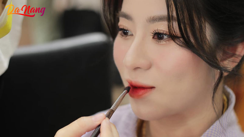 Linh-makeup-dich-vu-trang-diem-tai-nha-o-da-nang-chuyen-nghiep-thanhphodanang