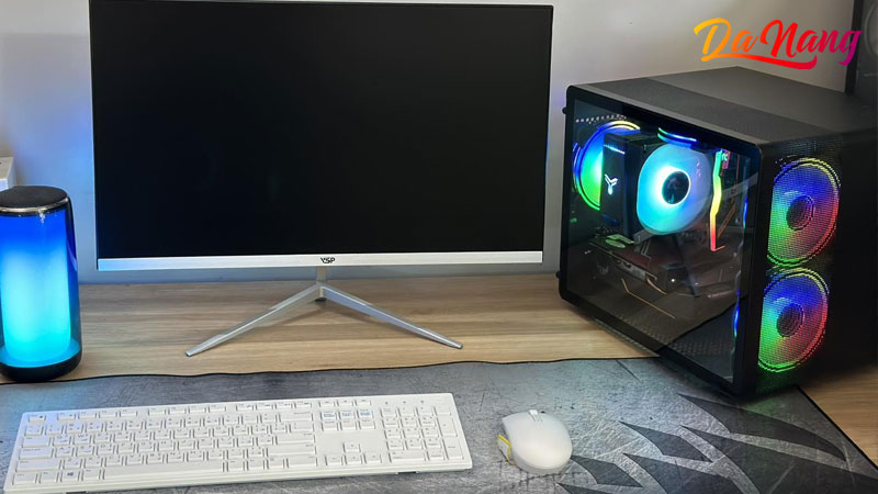 Viet-hung-da-nang-computer-1-thanhphodanang