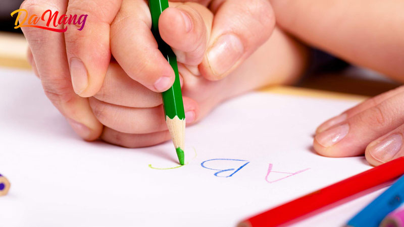 Top-8-trung-tam-luyen-chu-viet-dep-o-da-nang-cho-moi-do-tuoi-thanhphodanang
