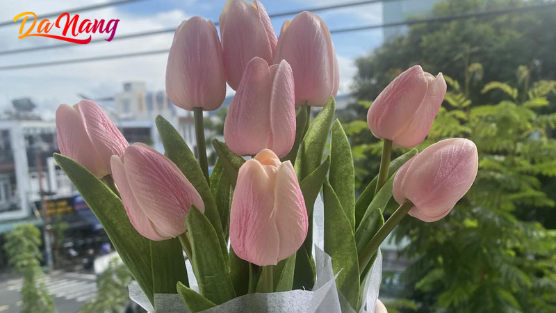 Liz-flower-1-thanhphodanang