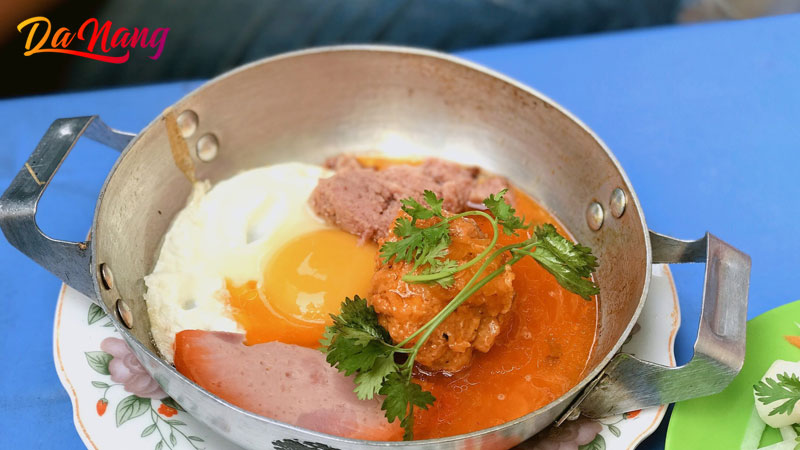 Banh-mi-op-la-thanh-hoa-2-thanhphodanang
