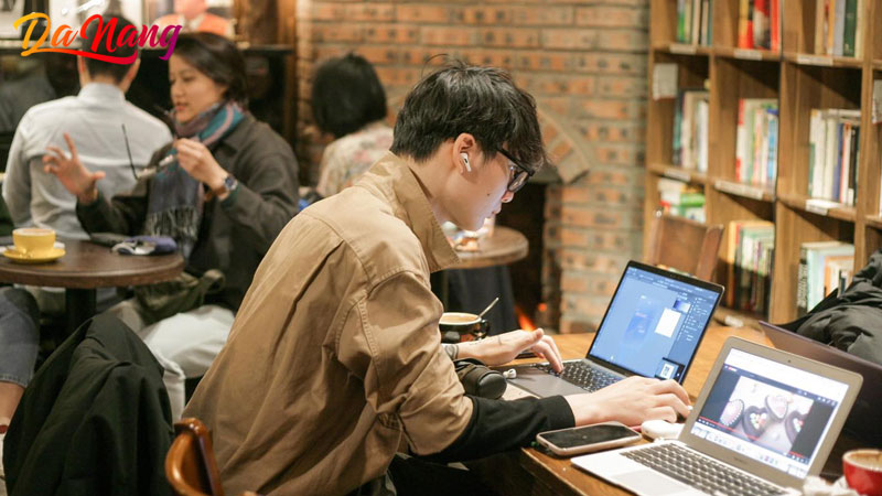 Top-5-quan-cafe-hoc-bai-tai-da-nang-yen-tinh-ly-tuong-1-thanhphodanang