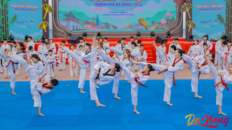 Cau-lac-bo-taekwondo-seung-ri-1-klpt