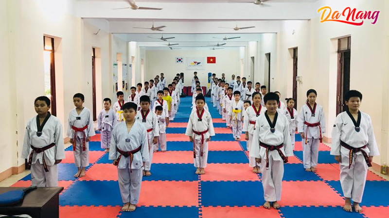 Dari-taekwondo-da-nang-thanhphodanang-net