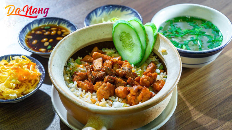 Tiem-an-cho-lon-1-thanhphodanang