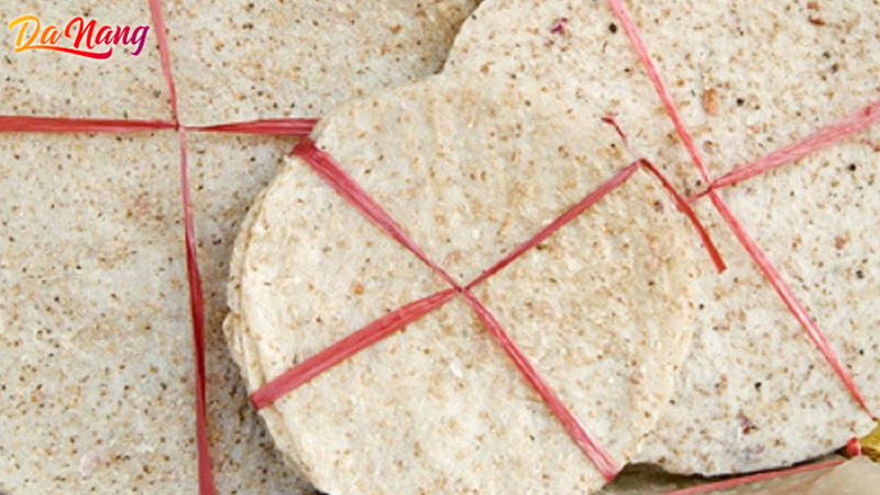 Top-5-dia-diem-ban-banh-trang-binh-dinh-tai-da-nang-an-la-nghien