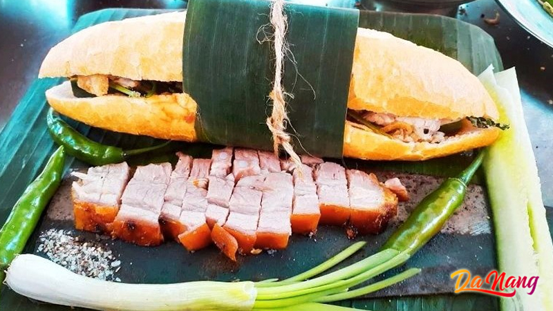 Banh-mi-heo-quay-co-tuyet-thanhphodanang-net