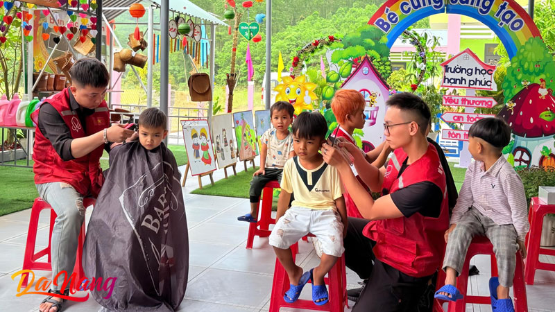 Ky-lee-barber-academy-1-thanhphodanang