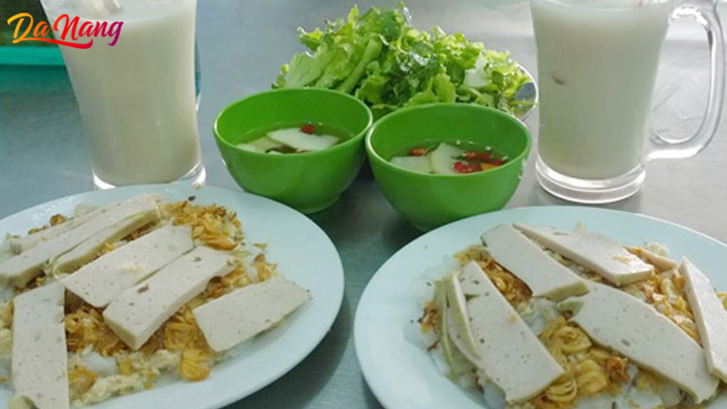 Banh-cuon-nong-hai-hue-thanhphodanang