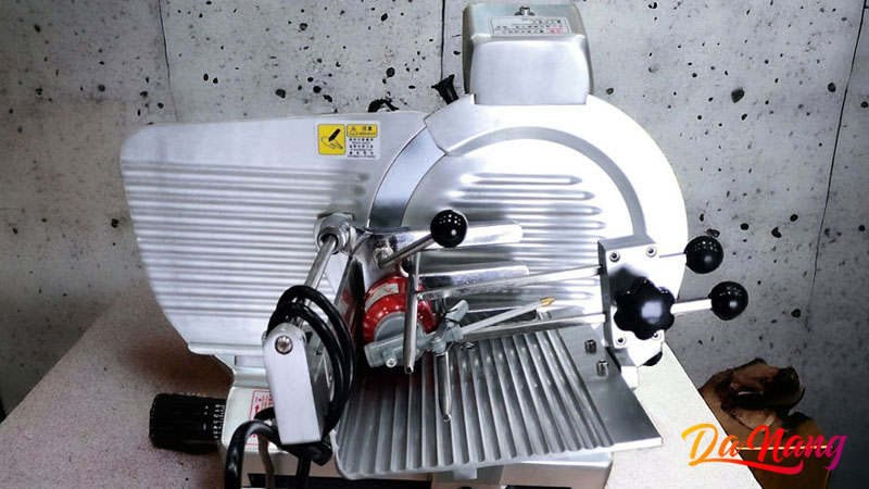 Cong-ty-tnhh-khuong-trung-son-o-da-nang-1-thanhphodanang