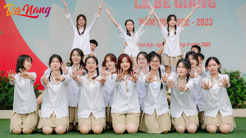 Dong-phuc-an-phu-thinh-1-thanhphodanang