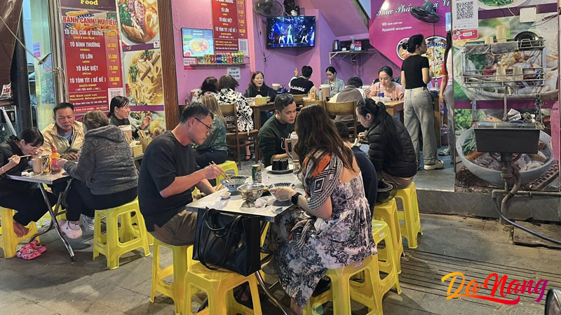 Banh-canh-cua-hu-tieu-muc-sai-gon-1-thanhphodanang