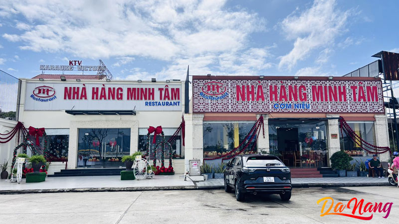 Nha-hang-minh-tam-dao-xanh-thanhphodanang