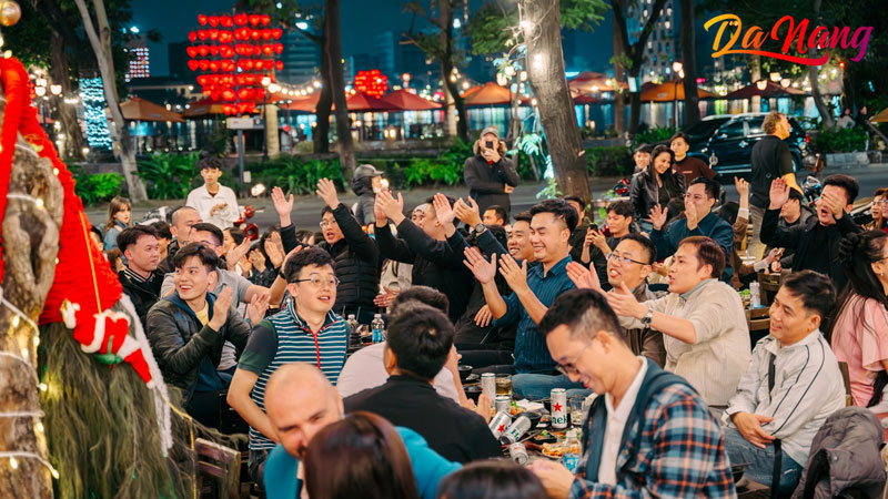 Nhau-dem-boongke-thanhphodanang