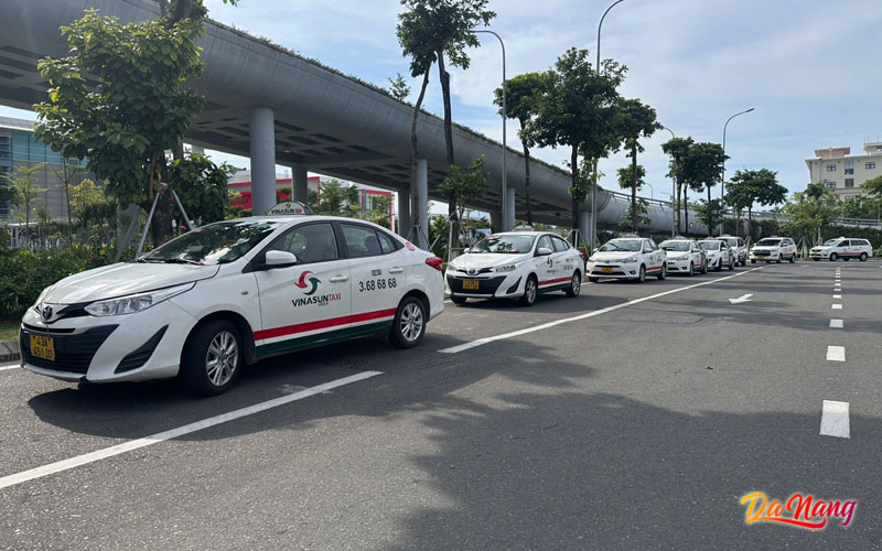 Taxi-vinasun-green-thanhphodanang