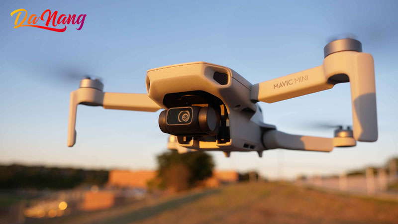 Top-5-dia-chi-thue-flycam-o-da-nang-uy-tin-gia-ca-phai-chang-thanhphodanang