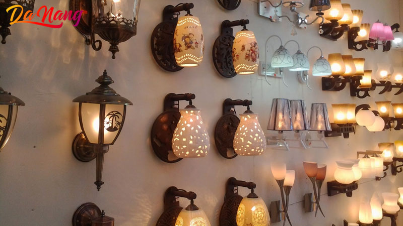 Top-10-cua-hang-den-trang-tri-o-da-nang-thiet-ke-tinh-te-gia-hop-ly-thanhphodanang