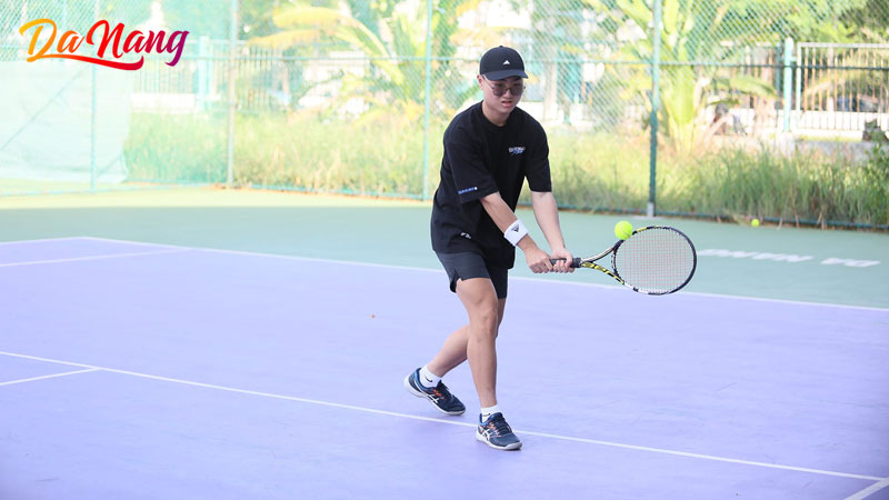 Golden-tennis-thanhphodanang