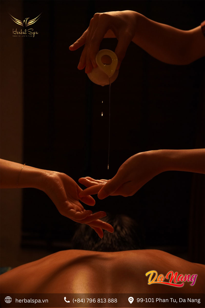 Herbal-spa-dau-an-tay-bac-trong-hanh-trinh-thu-gian-tai-da-nang-va-hoi-an-3